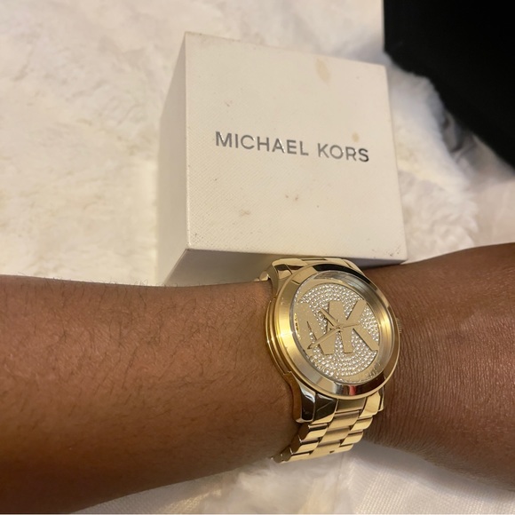 Micheal Kors watch. - Picture 2 of 2